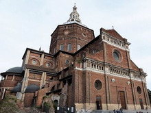 ミラノから行く小旅行  vol.1北イタリアの古都パヴィアを訪ねて〜「パヴィアの街」