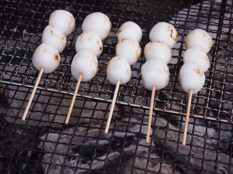 バーベキューに和スイーツはいかが 意外性が大ウケしたbbqみたらし団子の作り方 暮らしニスタ バーベキューに和スイーツはいかが 意外性が大ウケしたbbqみたらし団子の作り方 暮らしニスタ