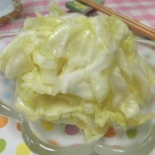 30分でもう美味しい♪　カンタン酢でちぎりキャベツのピクルス