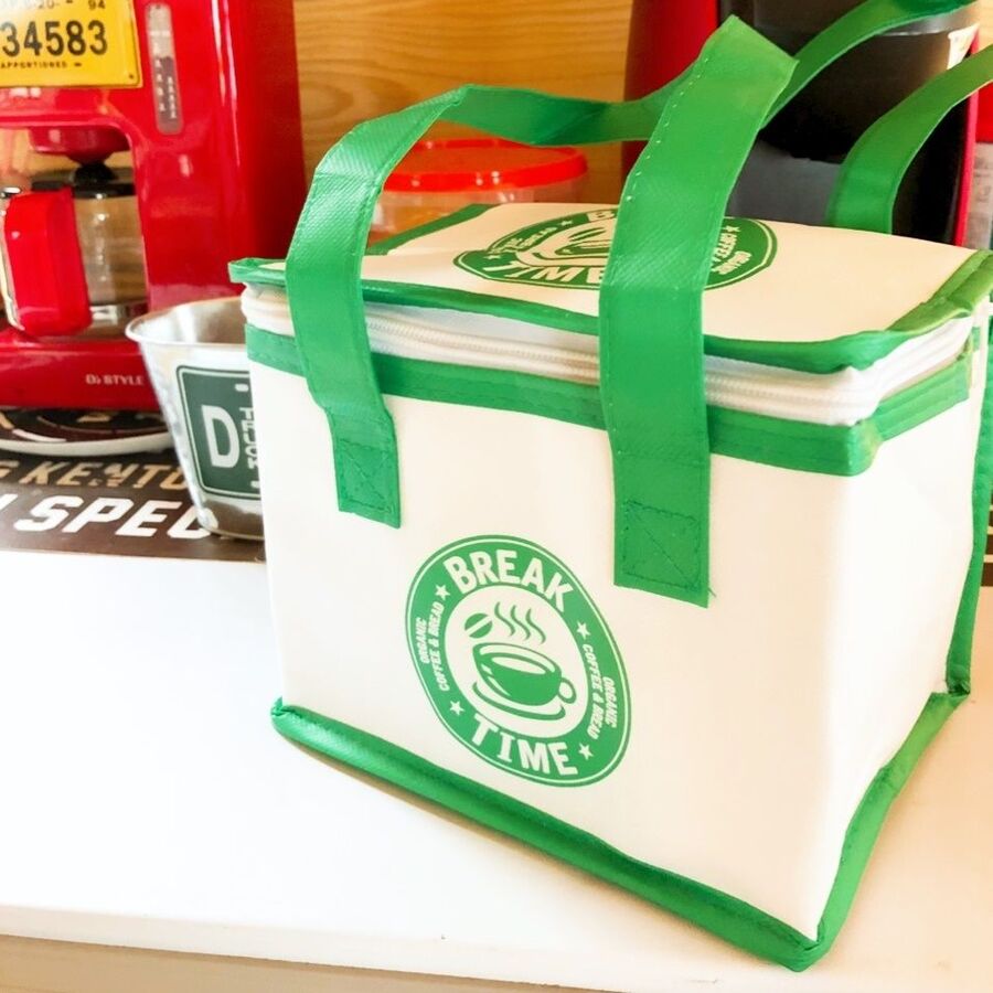 これはおしゃれ ワッツで見つけた保冷バックが超カフェ風l 暮らしニスタ これはおしゃれ ワッツで見つけた保冷バックが超カフェ風l 暮らしニスタ