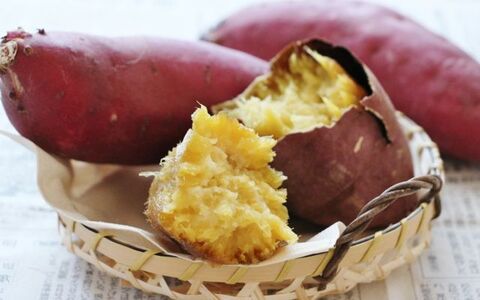 オーブンで簡単 焼き芋の作り方 温度や時間をおさえておいしく調理 暮らしニスタ オーブンで簡単 焼き芋の作り方 温度や時間をおさえておいしく調理 暮らしニスタ