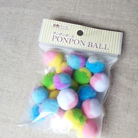 ポンポンボールのインコたち 暮らしニスタ ポンポンボールのインコたち 暮らしニスタ