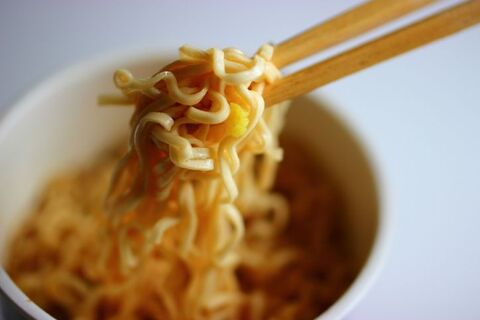 夜食を食べても太らない方法とは おすすめの食材もご紹介 暮らしニスタ 夜食を食べても太らない方法とは おすすめの食材もご紹介 暮らしニスタ