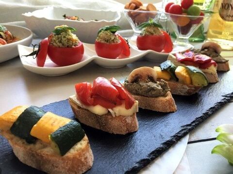 色々な具材をのせて ブルスケッタでパーティー 暮らしニスタ