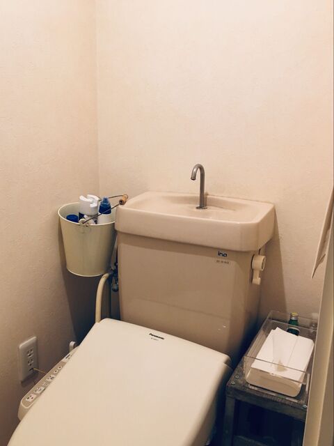 ダイソー商品で窓なし蒸し暑いトイレを快適に 暮らしニスタ ダイソー商品で窓なし蒸し暑いトイレを快適に 暮らしニスタ