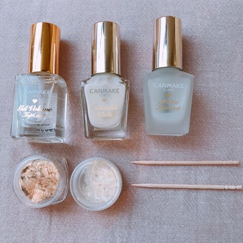 プチプラネイルグッズですりガラス風ネイル 暮らしニスタ プチプラネイルグッズですりガラス風ネイル 暮らしニスタ