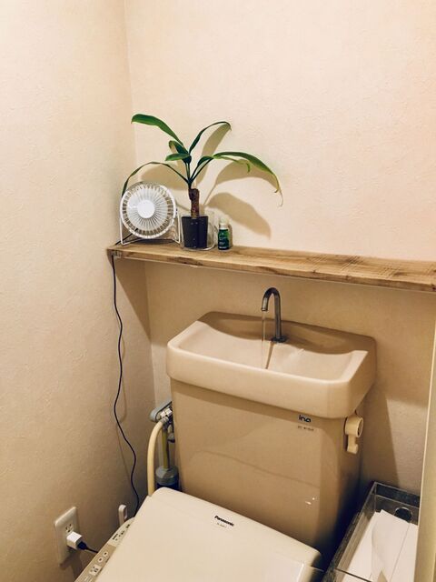 ダイソー商品で窓なし蒸し暑いトイレを快適に 暮らしニスタ ダイソー商品で窓なし蒸し暑いトイレを快適に 暮らしニスタ