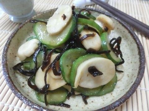 冷やして美味しい きゅうりとエリンギの塩昆布ナムル 暮らしニスタ