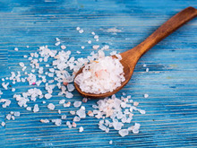 岩塩とは？普通の塩との違い、おすすめの岩塩をご紹介