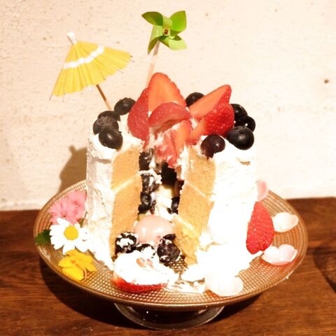 バームクーヘン 中から何が出るかな びっくりケーキ 暮らしニスタ