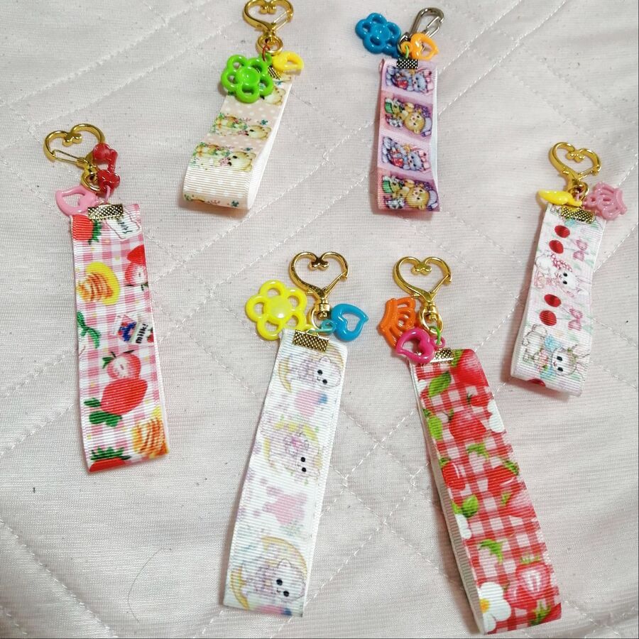 可愛いリボンのキーホルダー 暮らしニスタ