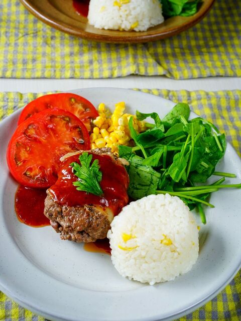 忙しい日だってお肉を食べたい 巻くだけひき肉まるごとハンバーグ 暮らしニスタ 忙しい日だってお肉を食べたい 巻くだけひき肉まるごとハンバーグ 暮らしニスタ
