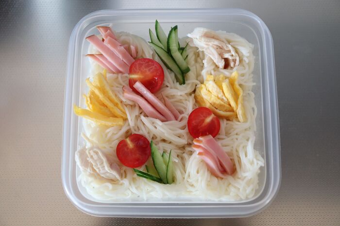 伸びない 固まらない そうめん弁当 をおいしく作るコツ やってみた 暮らしニスタ 伸びない 固まらない そうめん弁当 をおいしく作るコツ やってみた 暮らしニスタ