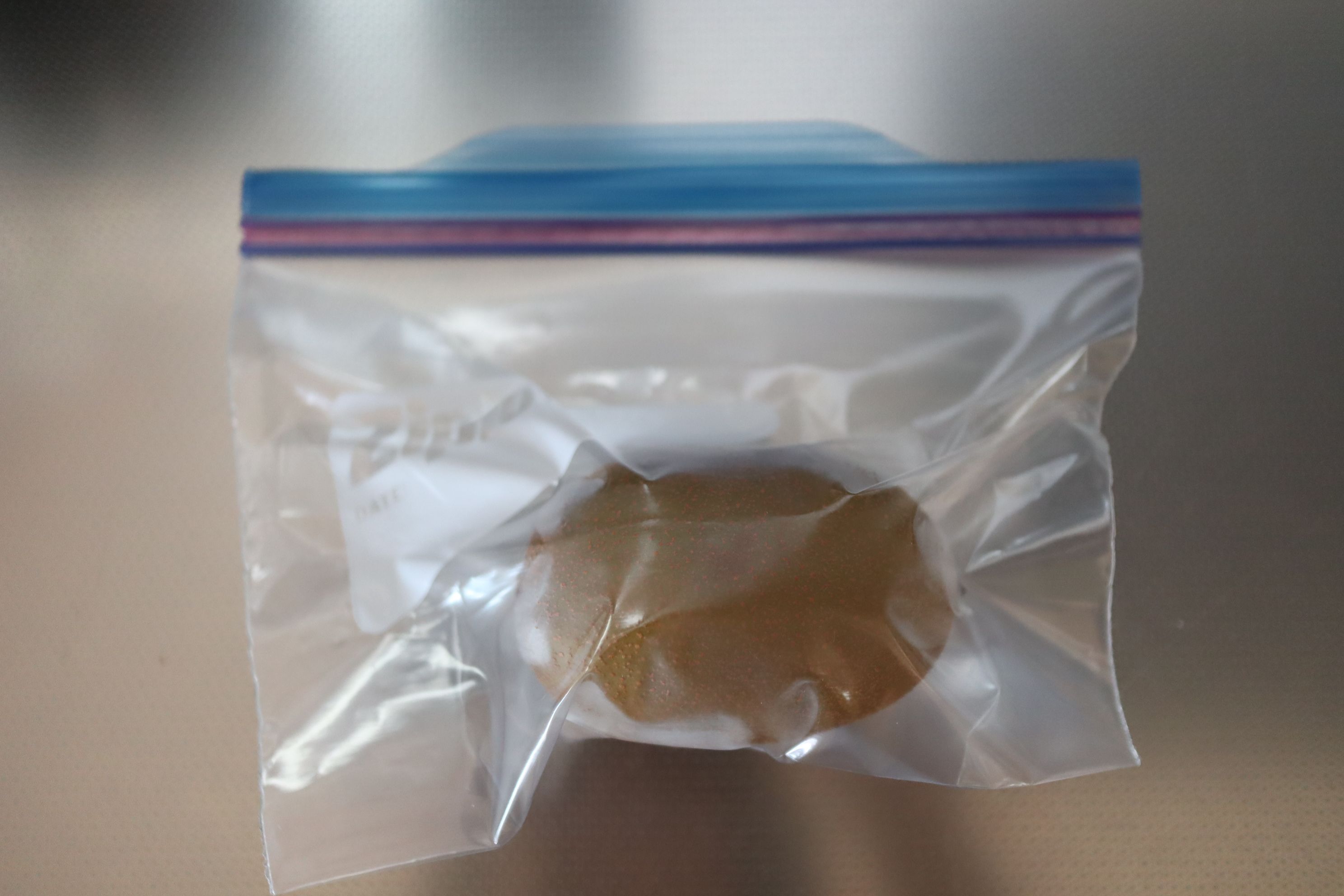 丸ごと冷凍 キウイの皮ツルン シャリシャリ食感がおいしい保存方法 やってみた 暮らしニスタ