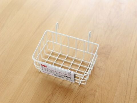ダイソーのワイヤーカゴで作る サッと手に取れる時短ワンアクション収納 暮らしニスタ ダイソーのワイヤーカゴで作る サッと手に取れる時短ワンアクション収納 暮らしニスタ