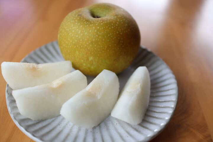 【お弁当にも◎】秋の味覚の梨は〇〇〇に浸けると変色しない!〈やってみた〉