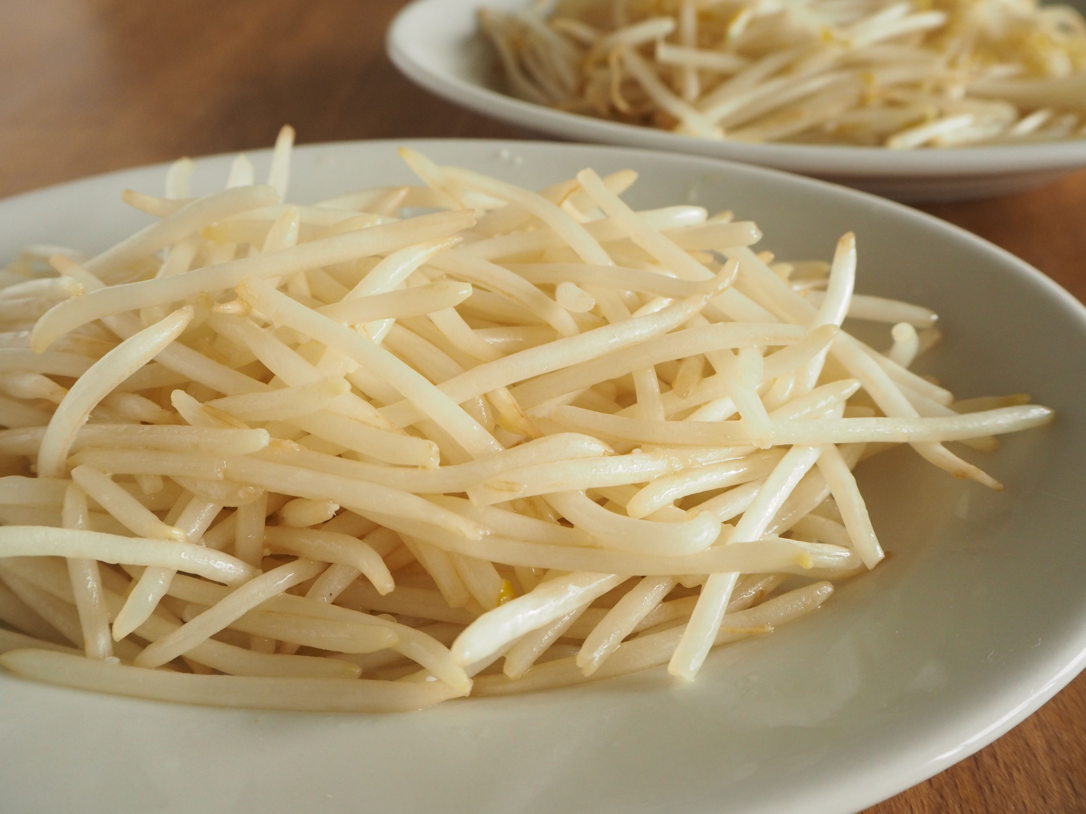 うそ？こんなに違うの！？普通のもやし炒めが高級中華の味になる“ひと