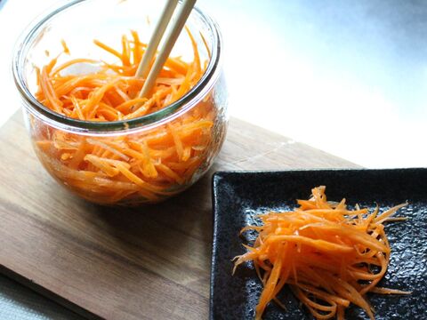 ののじ ヌードルピーラー でシンプルな人参1本分の常備菜づくり 暮らしニスタ