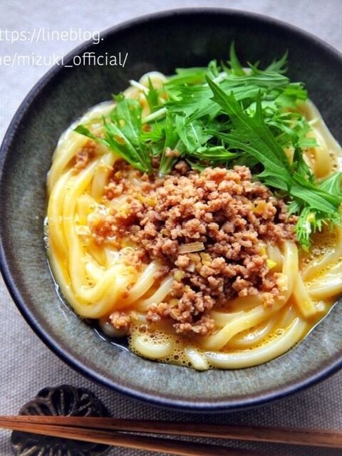 簡単 時短 節約 釜玉そぼろうどん ひき肉 簡単レシピ 暮らしニスタ