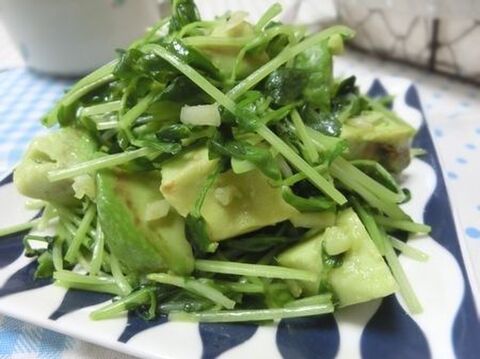 このコラボは美味い アボカドと豆苗のガーリック炒め 暮らしニスタ このコラボは美味い アボカドと豆苗のガーリック炒め 暮らしニスタ