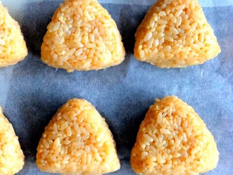 作り置きにも 中まで美味しい焼きおにぎり 簡単レシピ 冷凍 暮らしニスタ