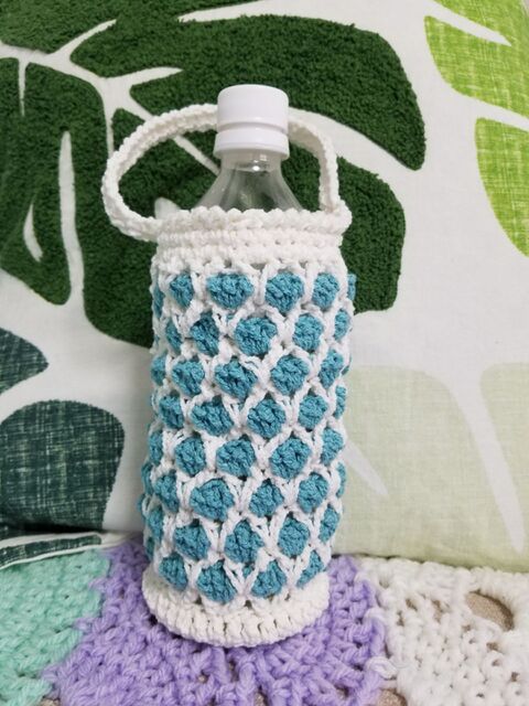 夏からずっと愛用中 モロッカンタイル柄の手編みのボトルホルダー 暮らしニスタ 夏からずっと愛用中 モロッカンタイル柄の手編みのボトルホルダー 暮らしニスタ