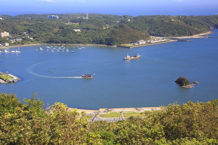 コバルトブルーの海が輝く開国のまち「静岡県下田市」。水揚げ日本一の金目鯛をふるさと納税の返礼品で!