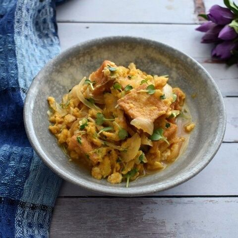ちゃちゃっと作れる かつ丼風な厚揚げの卵とじ 暮らしニスタ