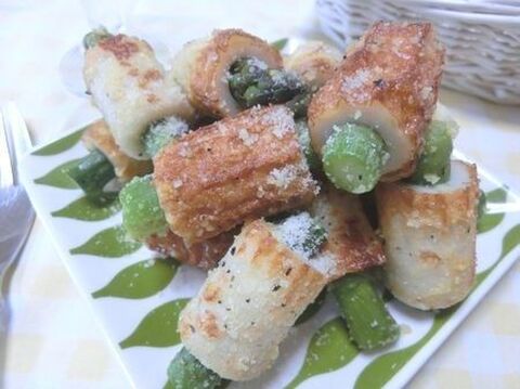 おつまみにもお弁当にも アスパラちくわのチーズ炒め 暮らしニスタ