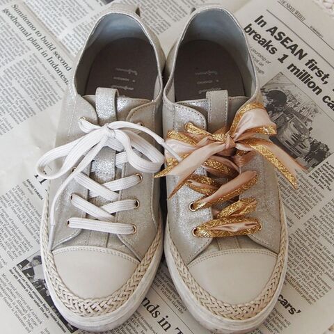 靴紐をリボンでオシャレに 暮らしニスタ 靴紐をリボンでオシャレに 暮らしニスタ