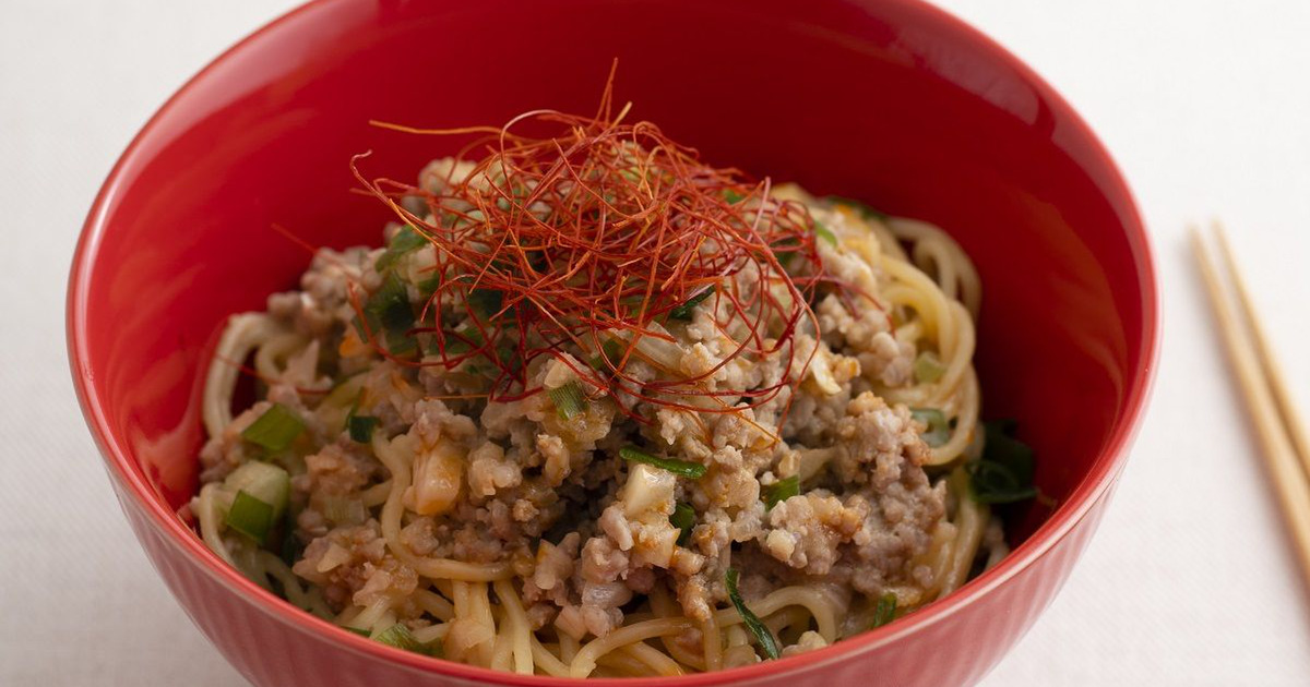 麺でも飲む バズる料理家リュウジさんの 坦々油そば はレンチンで簡単 暮らしニスタ