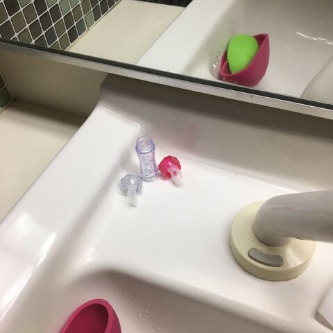 もう転がらない ちゃんとしまえる ズボラな私のコンタクトレンズ ハード ケース事情 暮らしニスタ