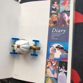 ダイソー ディズニープリンセス スケジュール帳 らぶ 暮らしニスタ