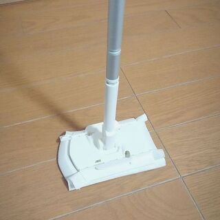 トイレの床掃除が劇的に楽になるdcmのトイレ床用ワイパー 暮らしニスタ トイレの床掃除が劇的に楽になるdcmのトイレ床用ワイパー 暮らしニスタ