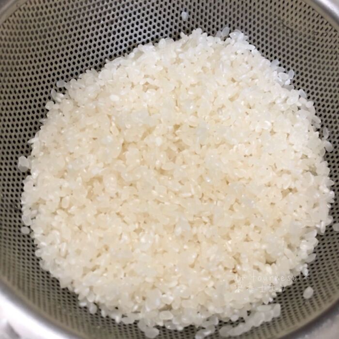 ➁米はあらっておきます！