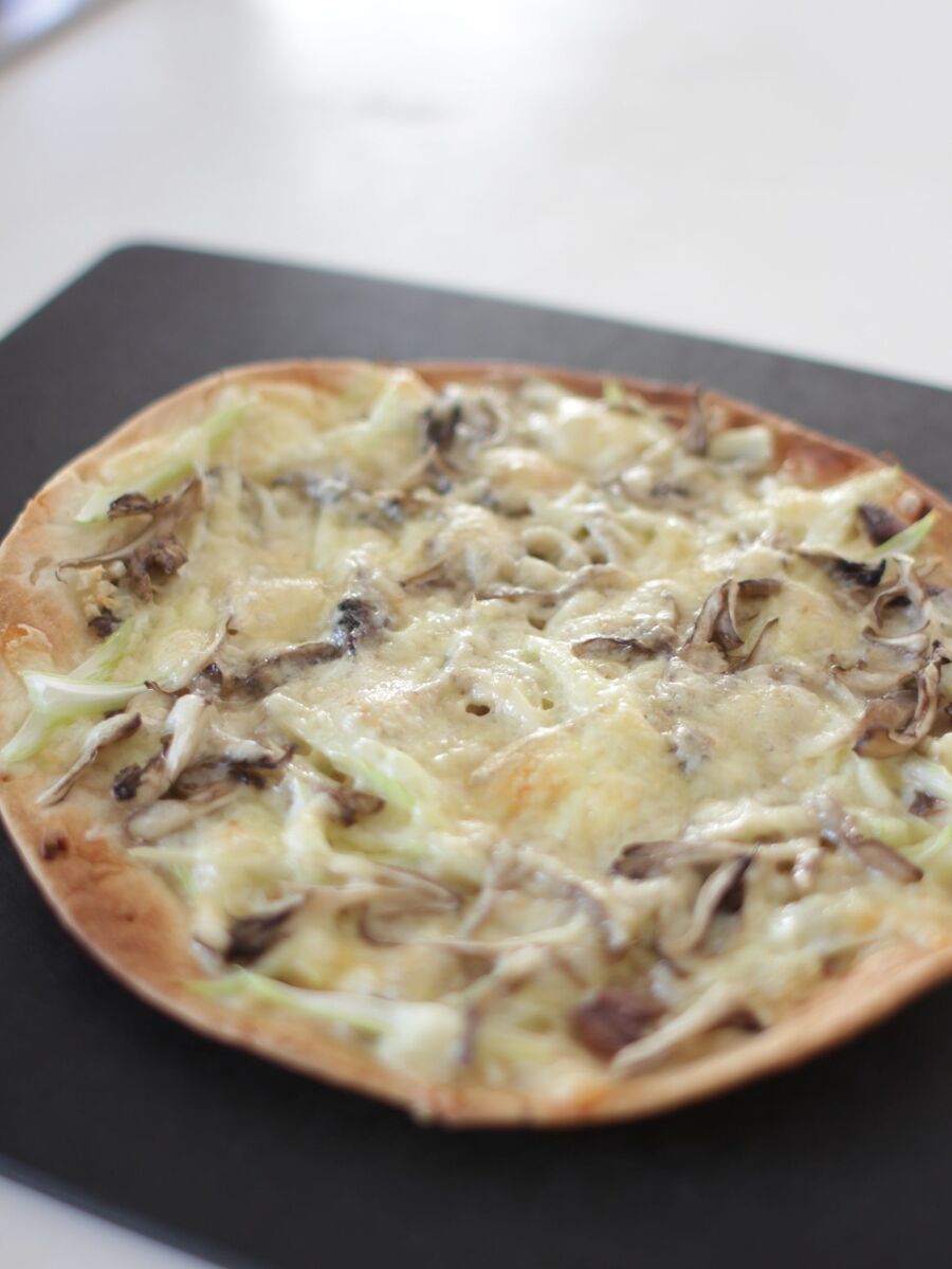 のせて焼くだけ 簡単 とまらない ヘルシーおつまみピザ 暮らしニスタ