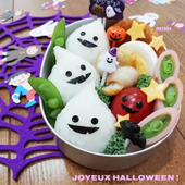 ご飯と海苔だけ！オバケちゃん三兄弟でハロウィン弁当