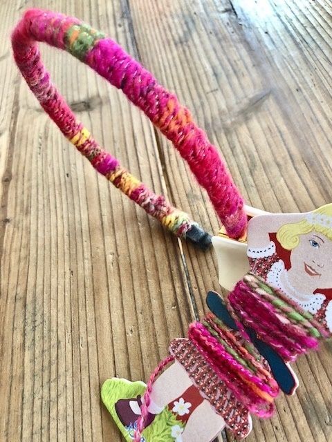 100均カチューシャ 巻くだけでおしゃれ仕上げ 暮らしニスタ 100均カチューシャ 巻くだけでおしゃれ仕上げ 暮らしニスタ
