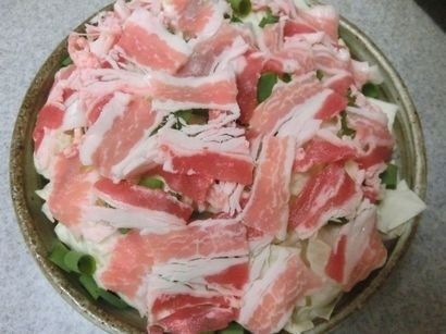 3.肉をのせる