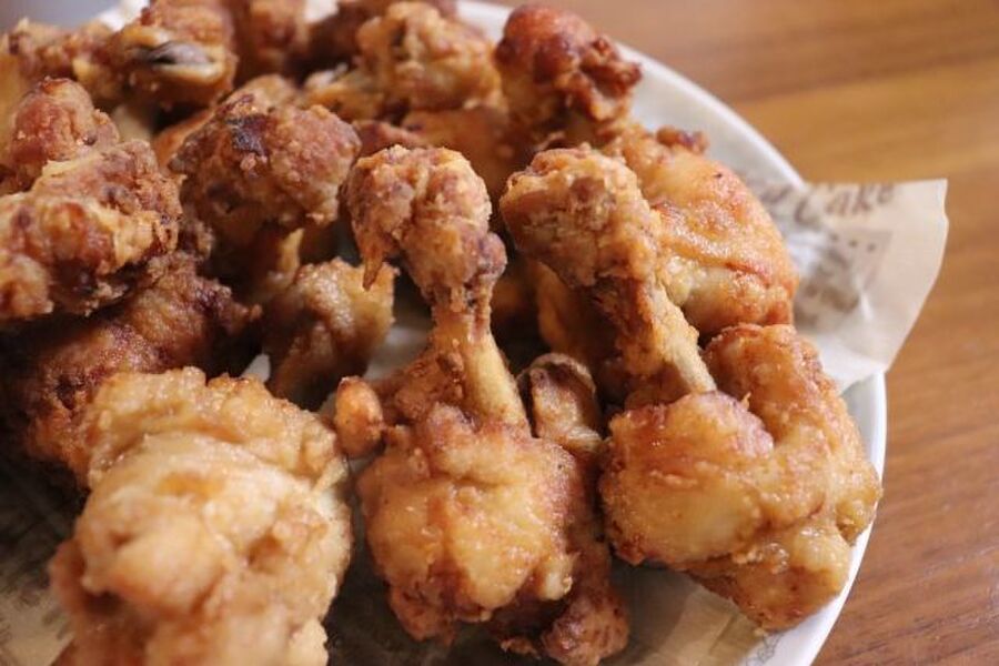 手羽元のカロリーってどれくらい 唐揚げは 脂質 糖質 栄養素も併せてご紹介 暮らしニスタ