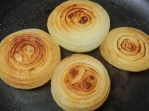 スパイスで美味しく減塩 玉ねぎの塩バターステーキ 暮らしニスタ