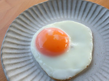 まるで高級ホテル！【美しすぎる目玉焼き】を作ってみた