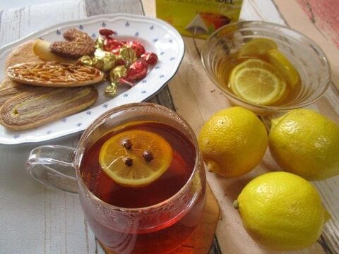 お家カフェのアイデア 蜂蜜レモン漬け クローブ ホール で簡単 スパイスレモンティー 暮らしニスタ お家カフェのアイデア 蜂蜜レモン漬け クローブ ホール で簡単 スパイスレモンティー 暮らしニスタ