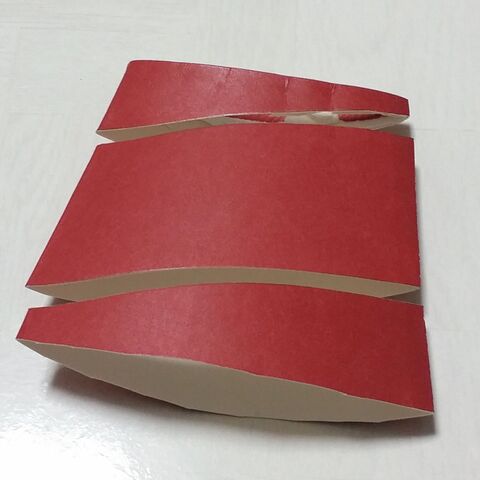 本体は切って差込むだけ 手作り紙コップでクリスマスブーツ 暮らしニスタ 本体は切って差込むだけ 手作り紙コップでクリスマスブーツ 暮らしニスタ