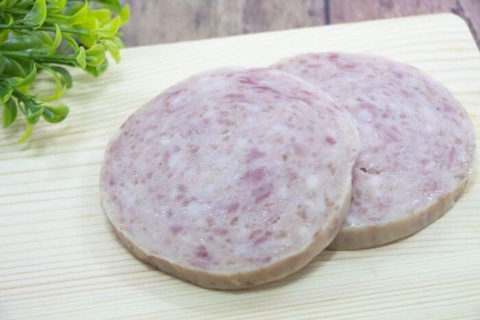 ボロニアソーセージってどんなもの レシピや食べ方 カロリーなど徹底紹介 暮らしニスタ ボロニアソーセージってどんなもの レシピや食べ方 カロリーなど徹底紹介 暮らしニスタ