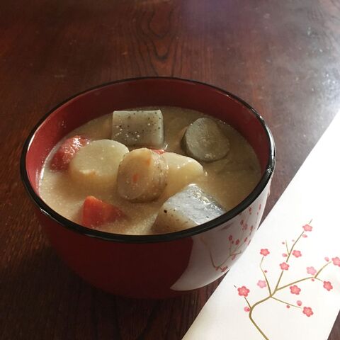 お雑煮は2種類と茶碗蒸しが定番です 暮らしニスタ お雑煮は2種類と茶碗蒸しが定番です 暮らしニスタ