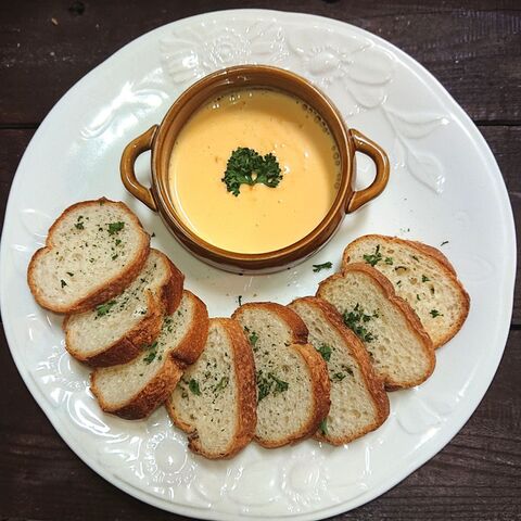 レンジで簡単 牛乳とチーズだけなのに 冷えてもボソボソにならないチーズフォンデュの秘密を大公開 暮らしニスタ