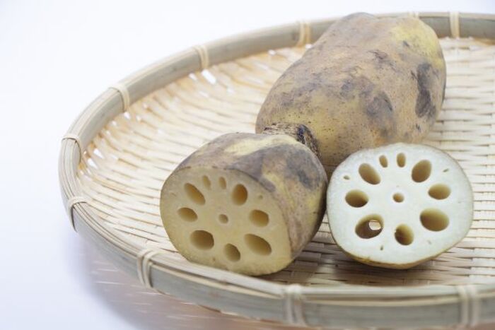 レンコン 栄養たっぷり は本当 活用レシピも紹介 暮らしニスタ レンコン 栄養たっぷり は本当 活用レシピも紹介 暮らしニスタ