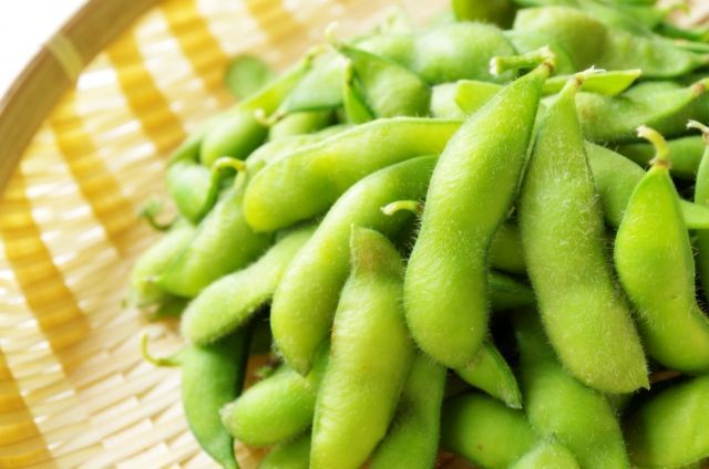 大豆と枝豆の違いは 栄養素やレシピをご紹介 黒豆との違いも 暮らしニスタ