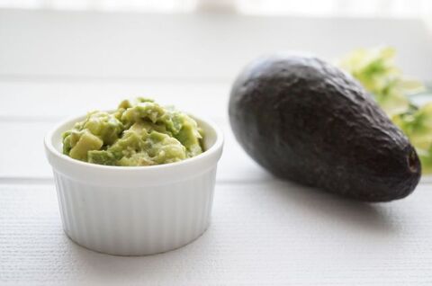 ワカモレってどんな料理 作り方とアレンジレシピをご紹介 暮らしニスタ